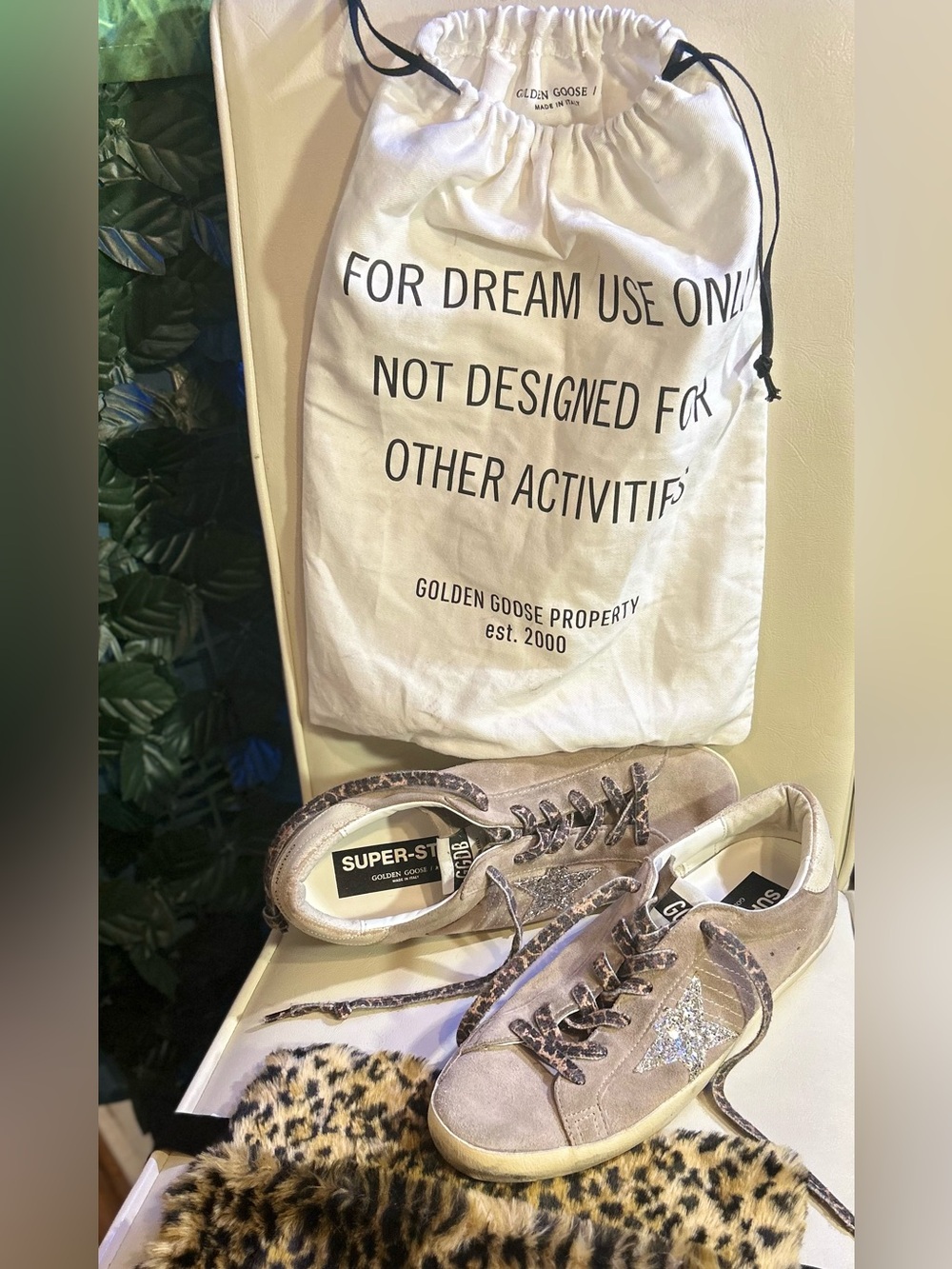 Golden Goose Women's Suede Low-Top
Sneaker in Taupe Suede with Silver Star&Bag